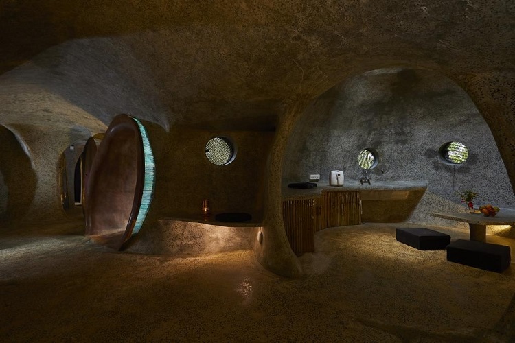 Gumpha Farmhouse, Nashik : Cave Themed Resorts