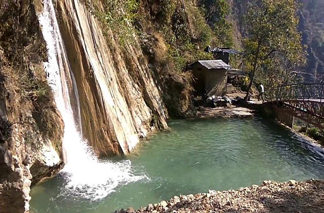 Neer Garh Waterfall rishikesh