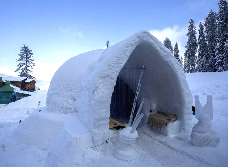 Igloo Cafe in Gulmarg