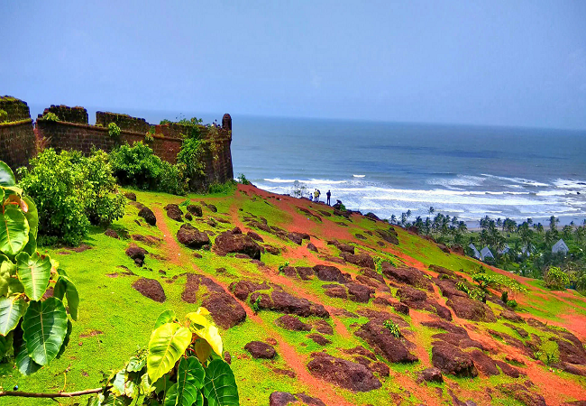 chopra fort in north goa