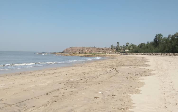manori beach