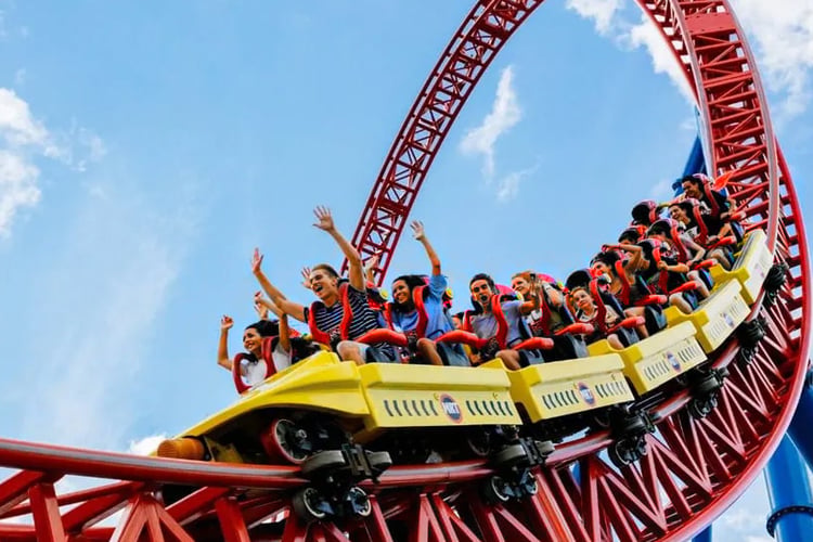 places-to-visit-near-chennai-within-300-queensland-amusement-park