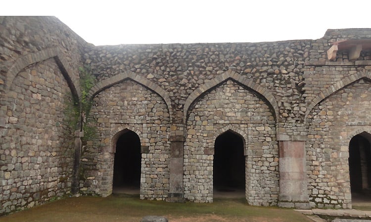 Arnala fort