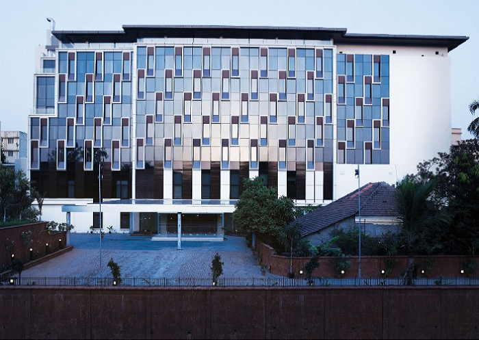 Vivanta Taj in Panaji - Hotels and Resorts in North Goa for Honeymoon