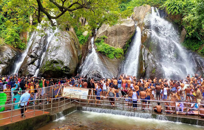 Courtallam-Falls-in-Tenkasi-District