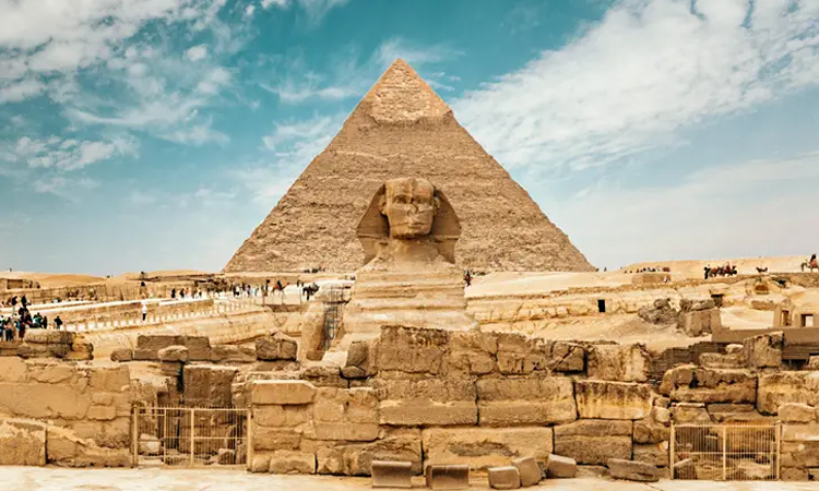 Pyramid-of-Khafre