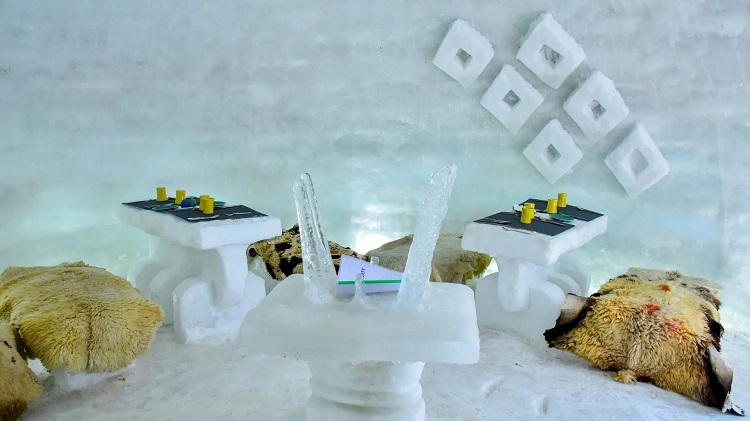 Gulmarg igloo cafe