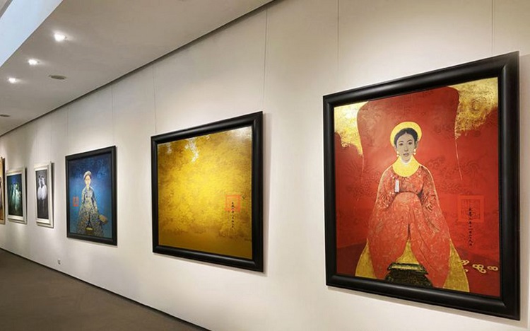 Green Palm Gallery