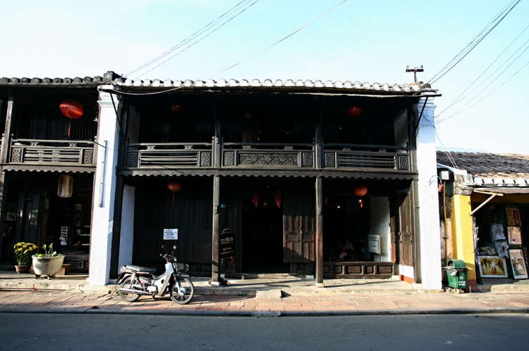 Phung Hung House