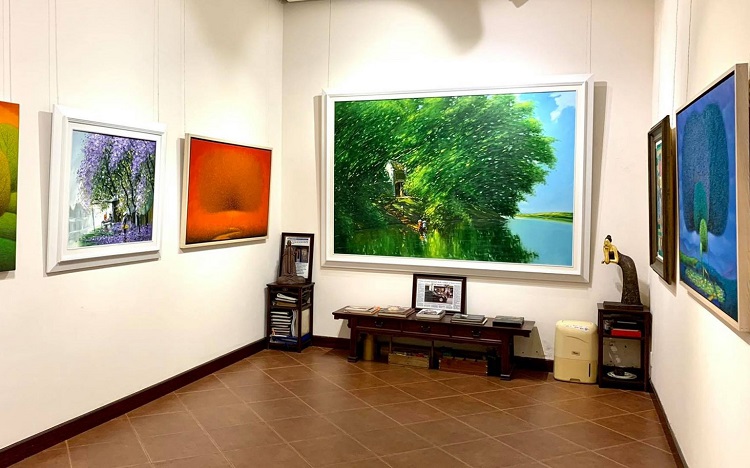 Thong Long Art Gallery
