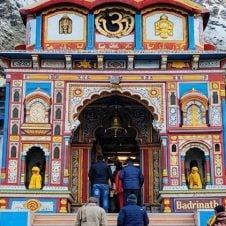 3-Days-Do-Dham-Yatra-by-Helicopter