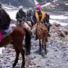 Amarnath-Yatra-by-Helicopter-from-Sonamarg