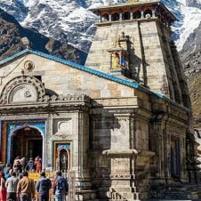 Ek-Dham-Kedarnath-Jee-Yatra-by-Helicopter
