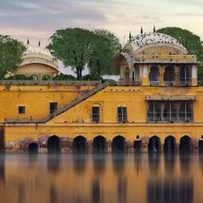 Golden-Triangle-with-Kanha-Bandhavgarh-&-Khajuraho