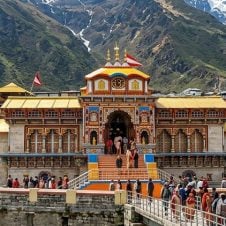 Kedarnath-&-Badrinath-Darshan
