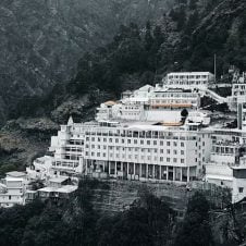 Shri-Mata-Vaishno-Devi-Charter-Tour