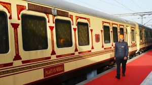 palaces-on-wheels