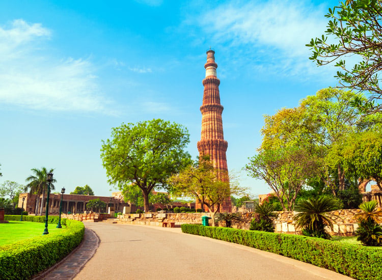 Day-2-Exploring-Delhi-and-Heading-to-Agra