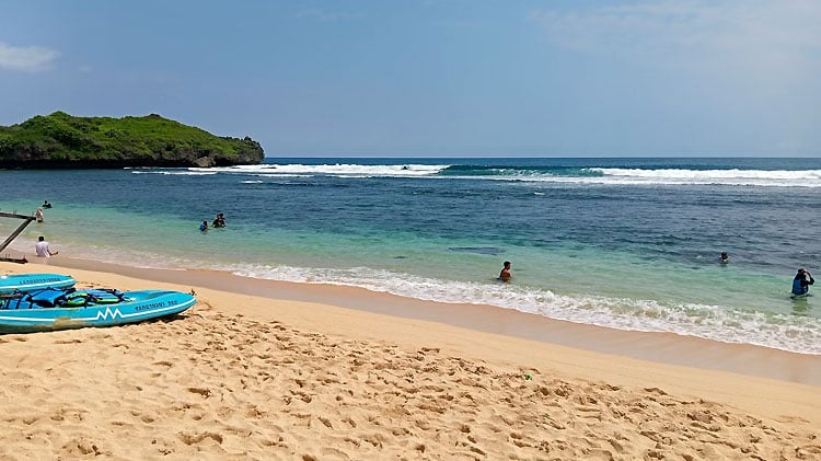 Sadranan-Beach