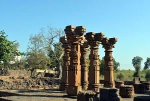 24 Avatars in Omkareshwar