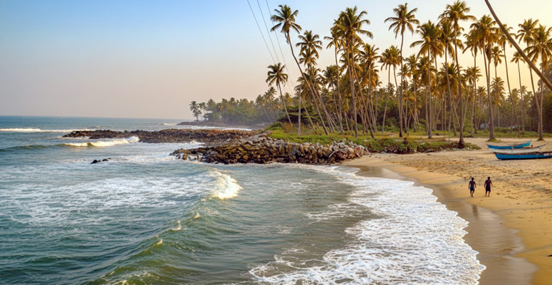 Thirumullavaram Beach