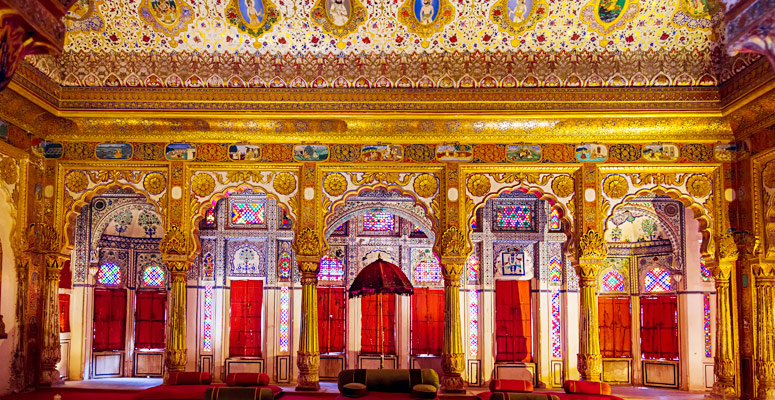 Jodhpur market for antiques and textiles