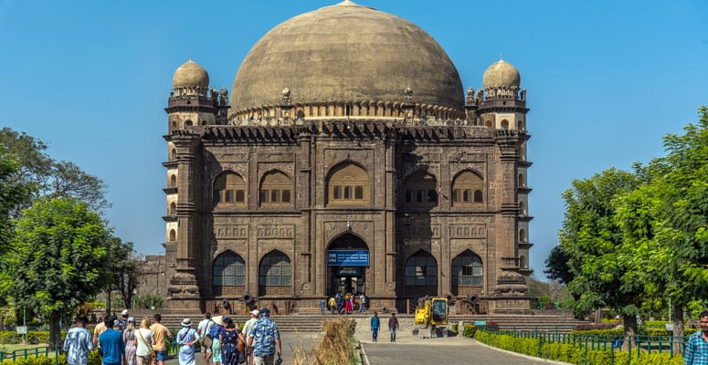 Best Time for Heat-Sensitive Travellers