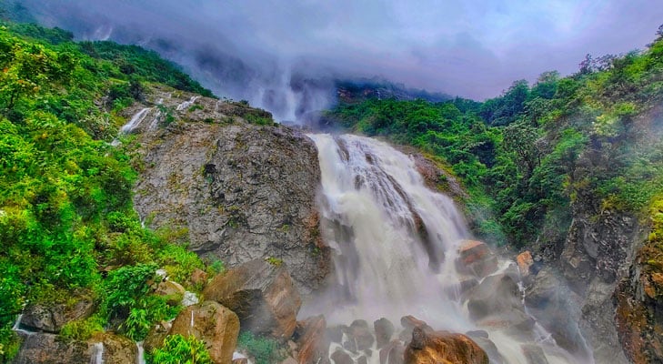 How to Reach Cherrapunji