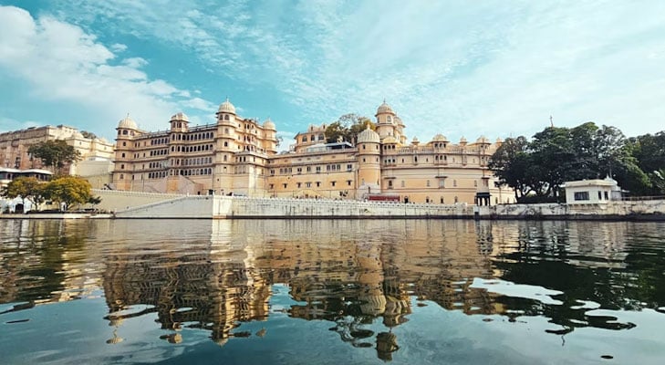 Palaces and Forts