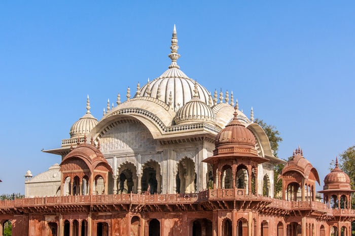 Moosi Maharani Ki Chhatri, a white marble double-storey cenotaph with domed pavilions and intricate Rajput architecture in Alwar, Rajasthan
