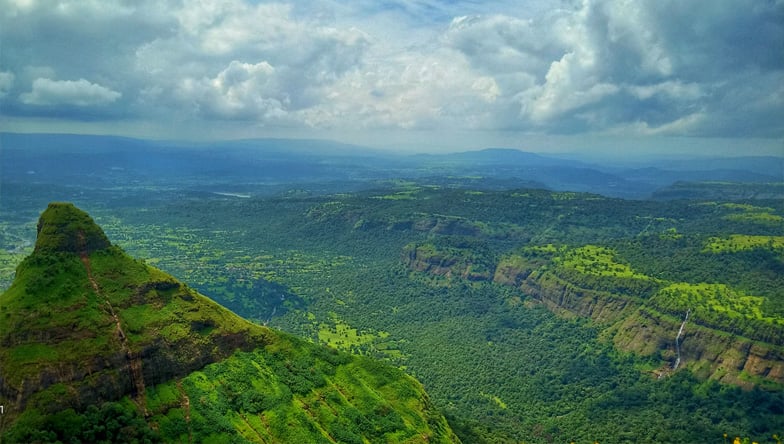 Monsoon greenery around Lonavala and Khandala