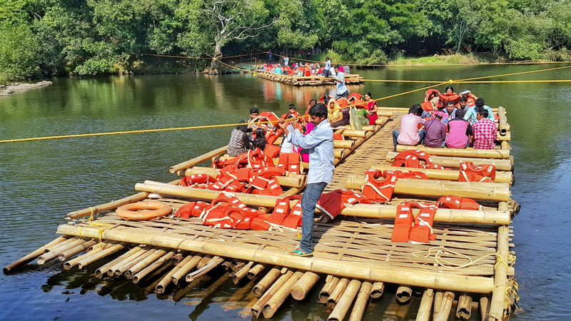 Bambo Rafting in Periyer River